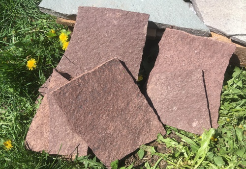 Плитняк лемезит бордовый для цоколя 1,5-2 см купить в Армавире