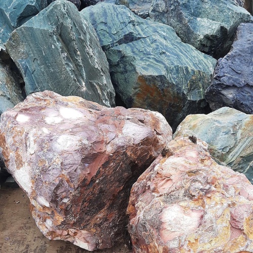 Ландшафтные глыбы красно-фиолетовые 200-1000 килограмм купить в Армавире