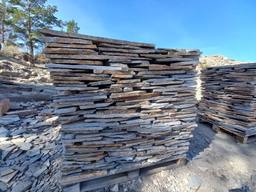 Плитняк златолит серебристый для фасада купить в Армавире