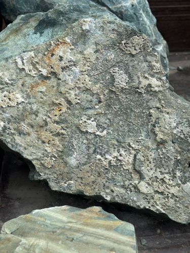 Ландшафтные глыбы зелёные 200-500 килограмм купить в Армавире