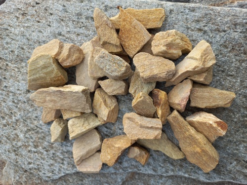 Златолит жёлтый декоративная каменная крошка купить в Армавире